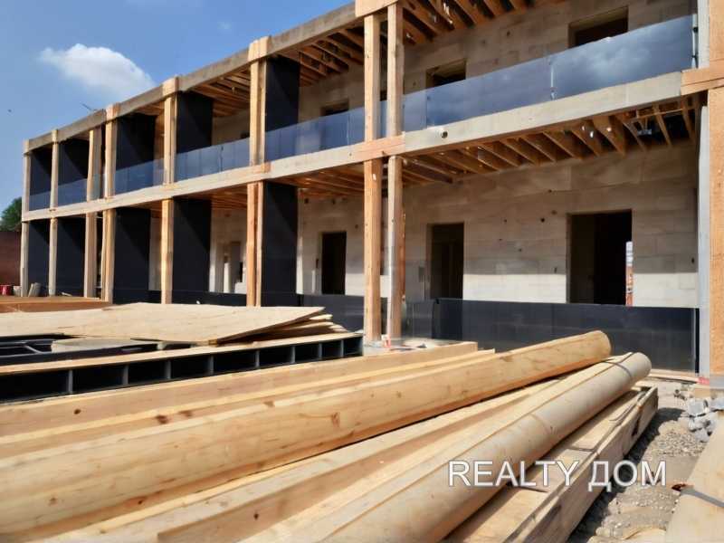 Особенности монтажа: клеевые составы и крепежные системы