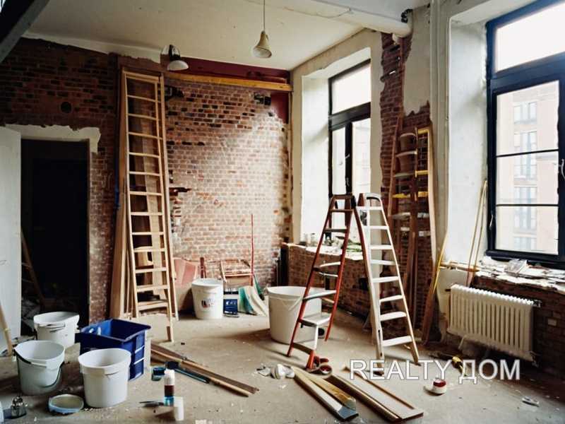 Какой дизайн плитки лучше всего сочетается с интерьером кухни с открытым огнем?