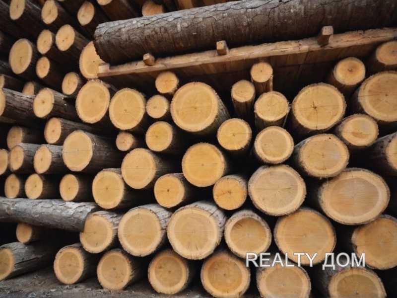 Особенности сочетания доски с живым краем с другими материалами
